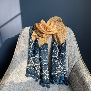 Troy Burch Scarf